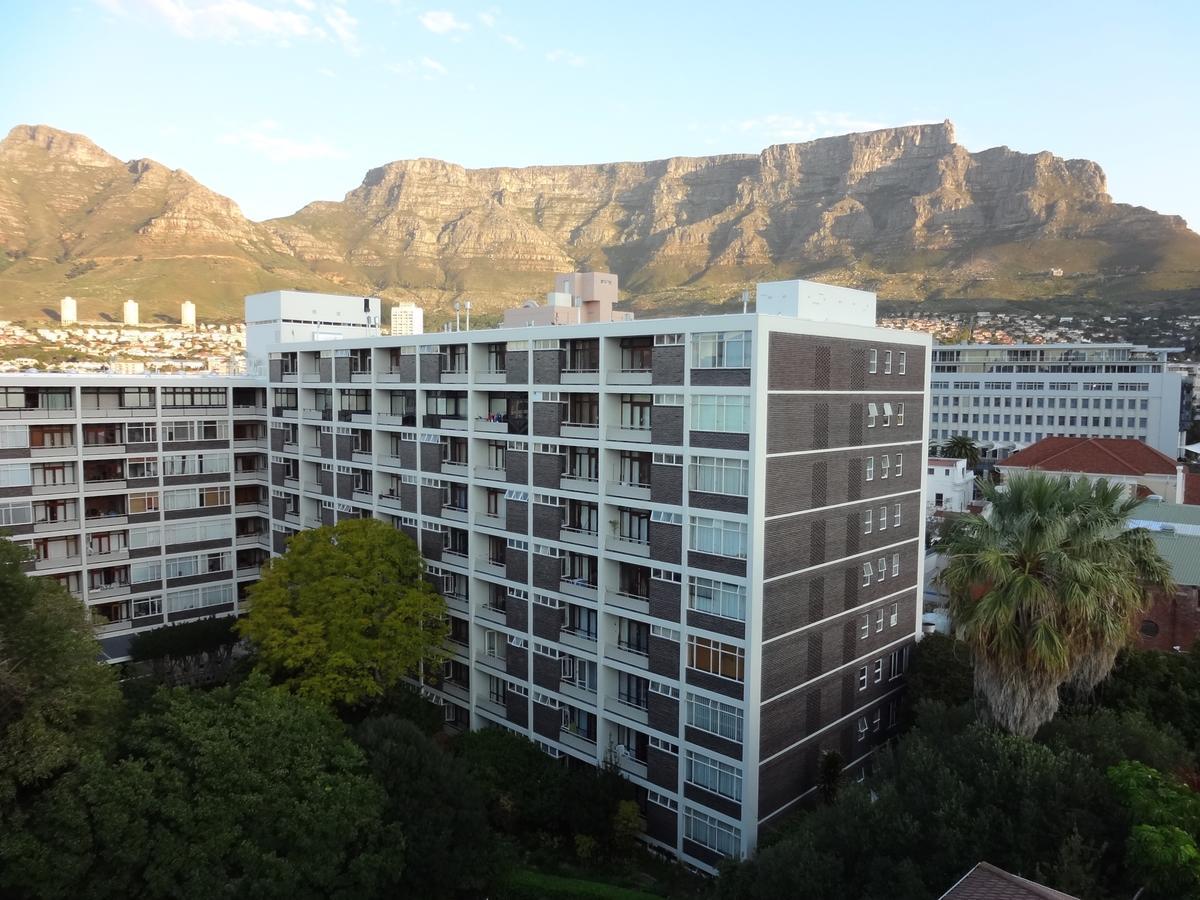 Cape Breaks * Cape Town